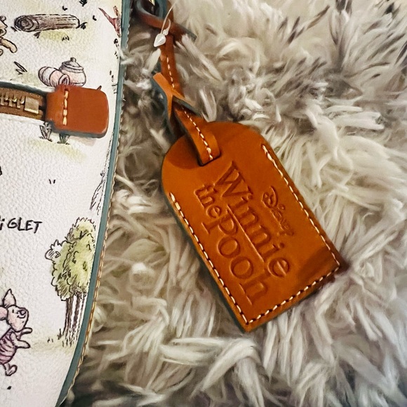 Disney Parks Dooney & Bourke Winnie The Pooh and Friends Crossbody Bag (B) - NEW - Picture 4 of 4
